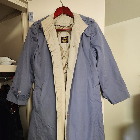 Foxland by Lanson Coat - Picture 1 of 5